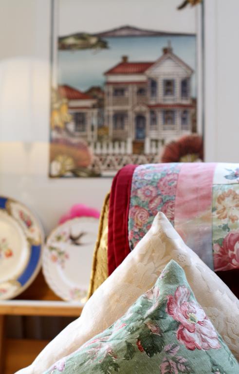 Ah House City B&B Nelson Pokoj fotografie